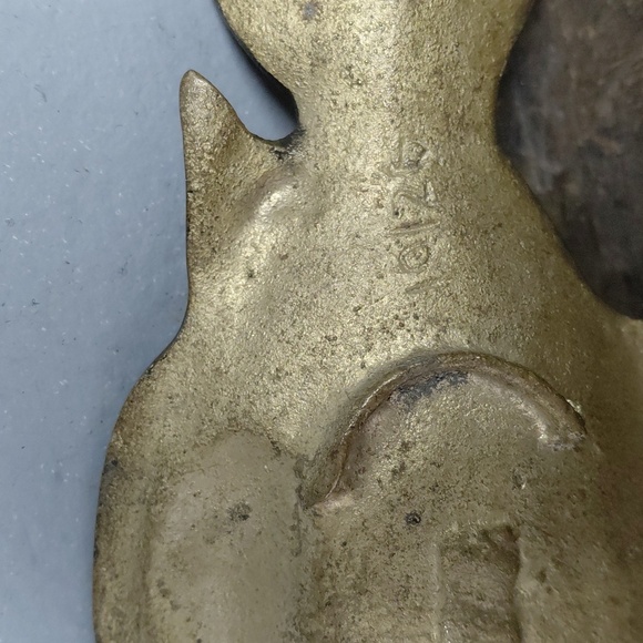 Vintage Brass Fish-Shaped Decor - Picture 3 of 4